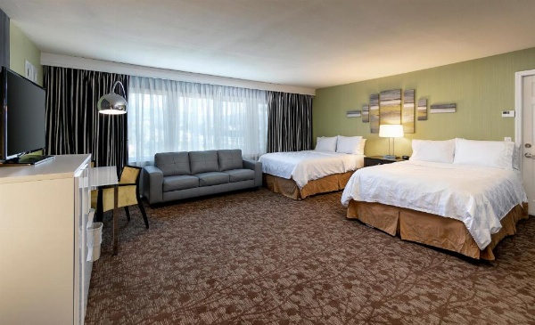 Holiday Inn West Covina Hotel image 16